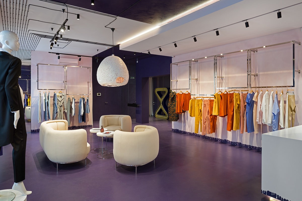 時尚孕婦服裝精品店品牌商業(yè)空間設計案例，商業(yè)空間設計，服裝精品店設計，深圳空間設計，左右格局