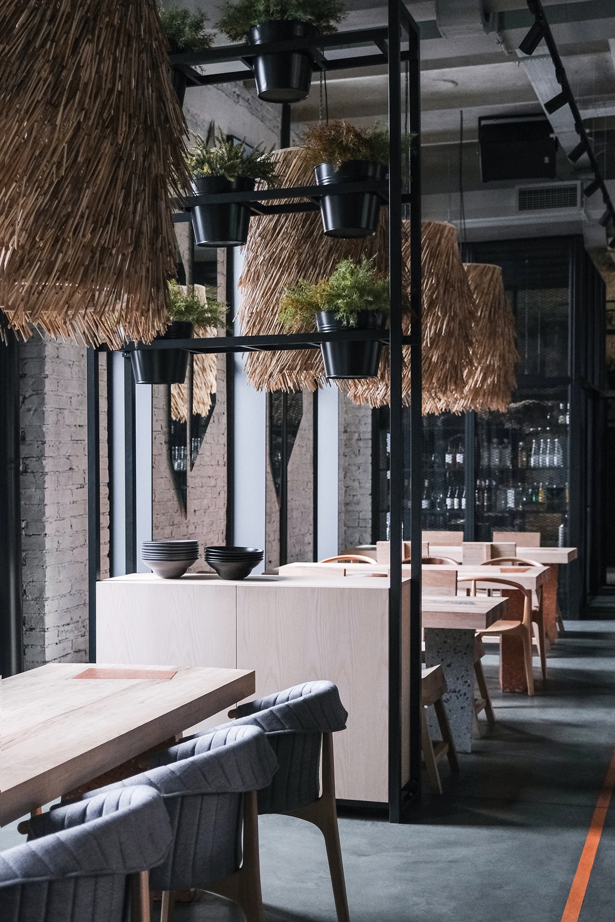 精品開放式酒吧餐廳空間設計，餐飲室內設計，餐廳空間設計，深圳空間設計，深圳室內設計，左右格局